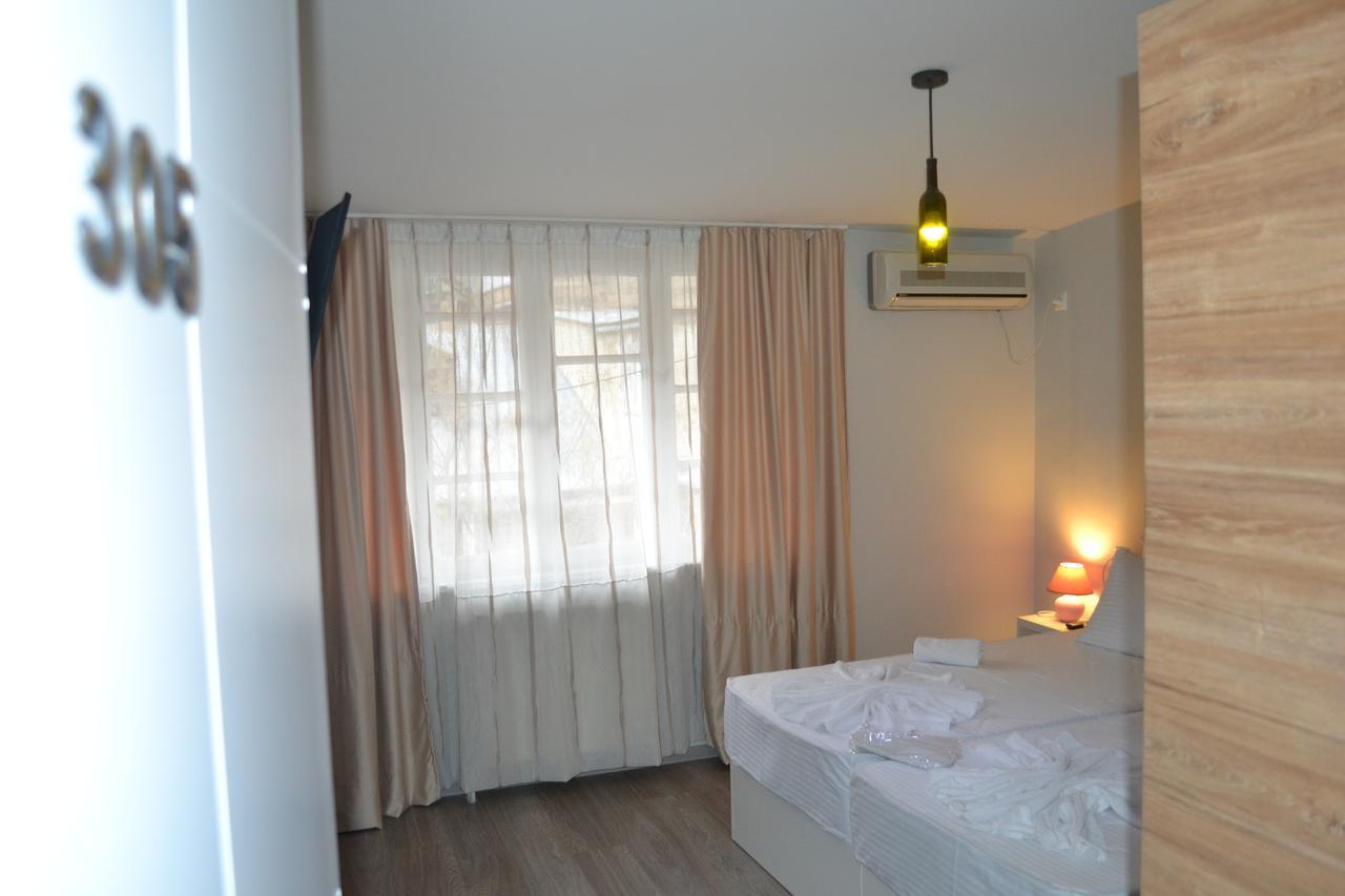 Hotel Rustaveli 36 Τυφλίδα Εξωτερικό φωτογραφία